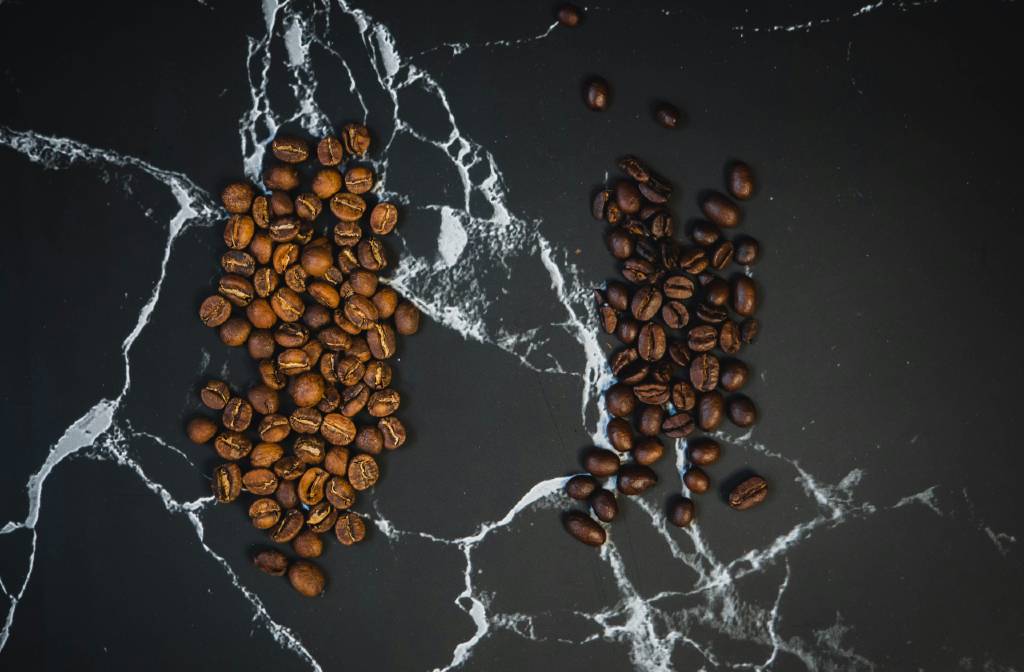 Decoding the Distinction: Arabica vs. Robusta Coffee