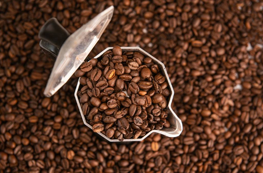 Why Arabica Coffee Costs More Than Robusta